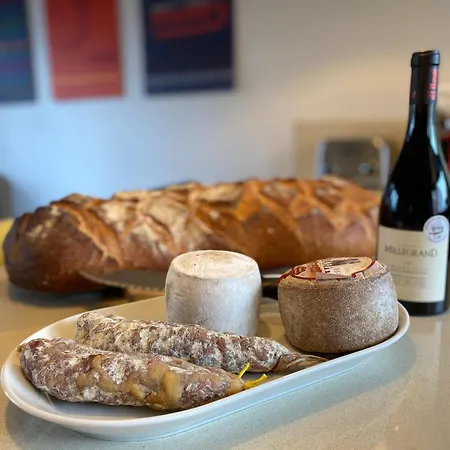 Le Des Pyrenees St Savin Ferienhaus