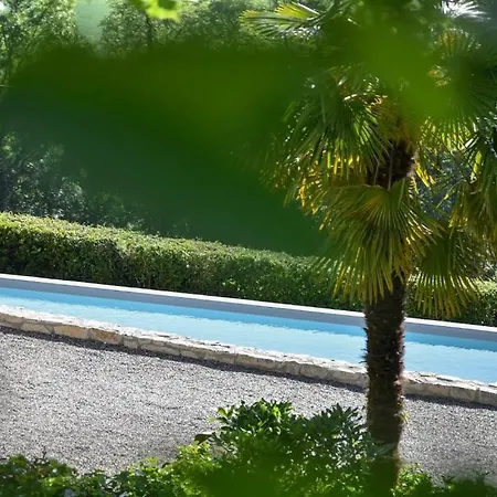 Le Des Pyrenees St Savin Ferienhaus