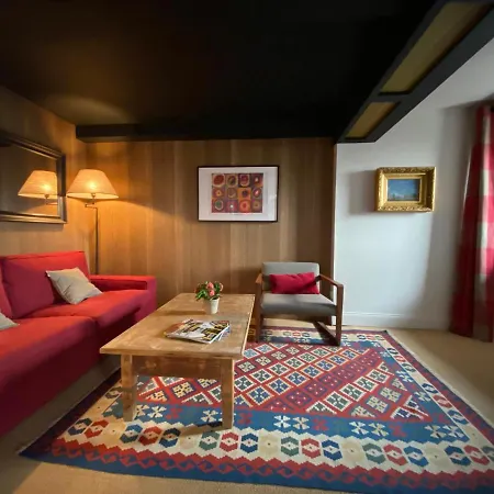 Le Des Pyrenees St Savin Ferienhaus